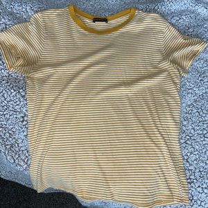 yellow striped t-shirt